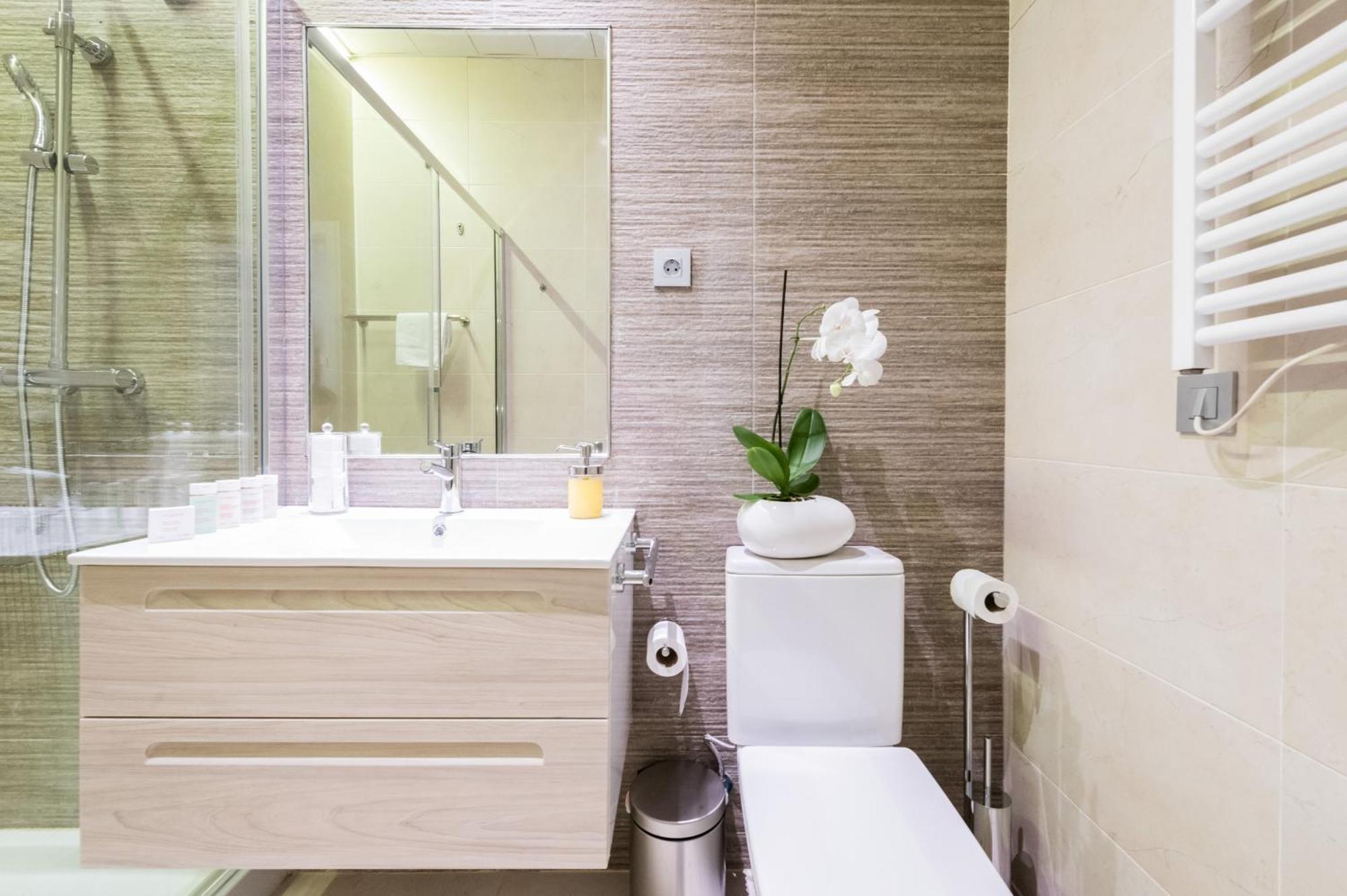 Malasana Plaza Apartment Madrid Bagian luar foto