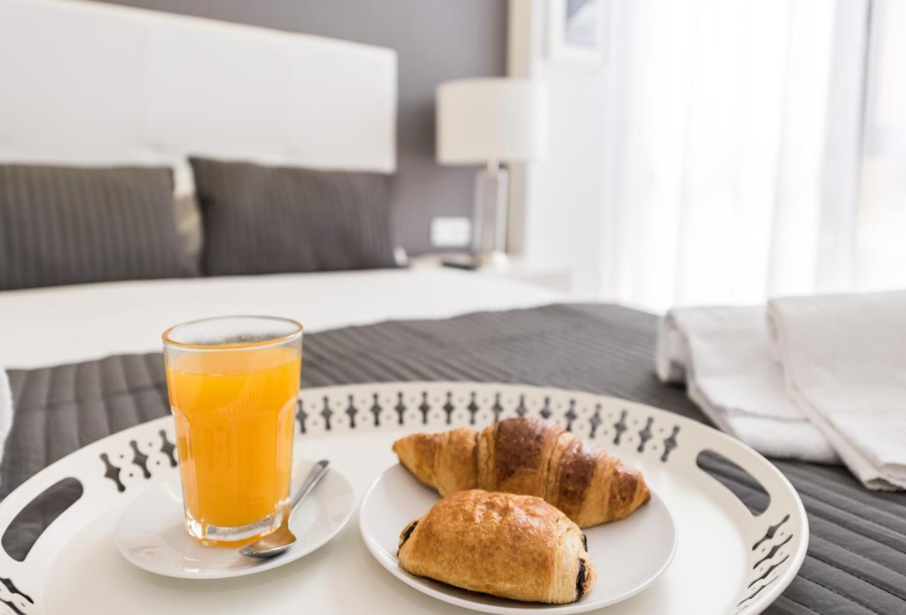Malasana Plaza Apartment Madrid Bagian luar foto