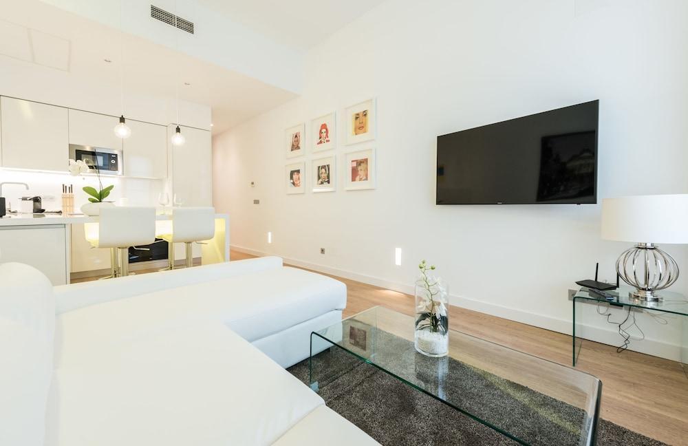 Malasana Plaza Apartment Madrid Bagian luar foto